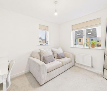 4 bedroom detached house to rent - Photo 5