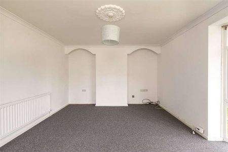 Thistle Walk, Sittingbourne, Kent, ME10 - Photo 2