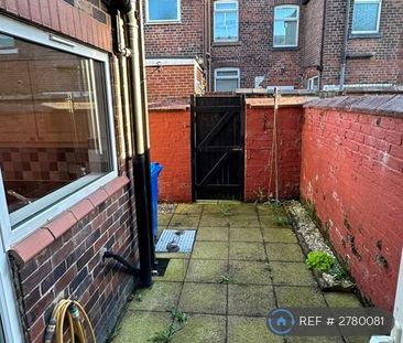 2 bedroom terraced house to rent - Photo 5