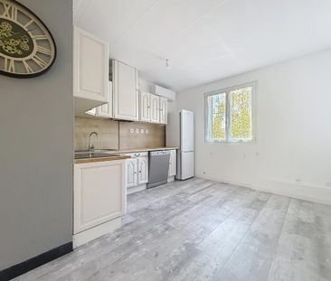 Location Appartement 4 pièces 65m² ST ETIENNE 42100 - Photo 6
