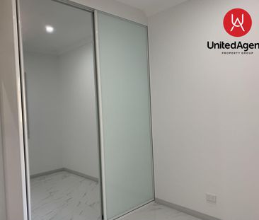 2 BEDROOM GRANNY FLAT WITH PARKING - Photo 1