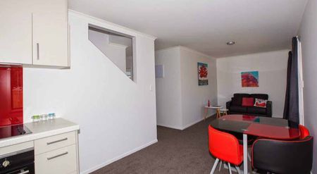 Studio University Location - Photo 3