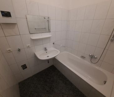 Wohntraum in Wels: Großzügige Räume & viel Tageslicht in Citylage - Photo 5