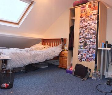 3 bedroom flat to rent - Photo 5