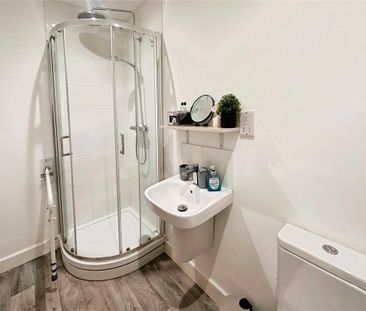 2 bedroom flat to rent - Photo 6