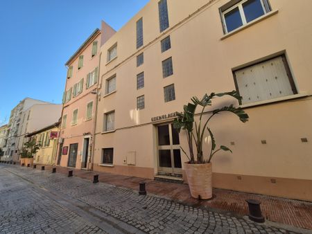 Location Appartement 2 pièces 41m² BANDOL 83150 - Photo 2