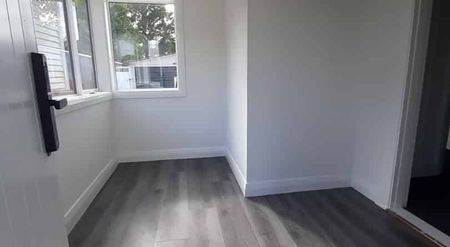 Spacious & Stylish 3-Bedroom Home on a family sized section. - Photo 5