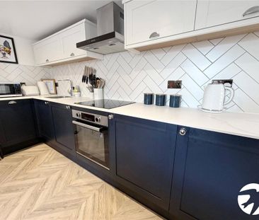 1 bedroom penthouse to rent - Photo 5