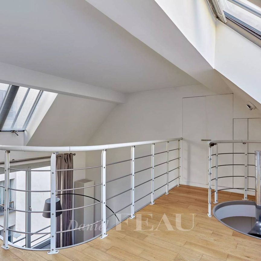 Location duplex, Paris 6ème (75006), 2 pièces, 53.15 m², ref 85243290 - Photo 1