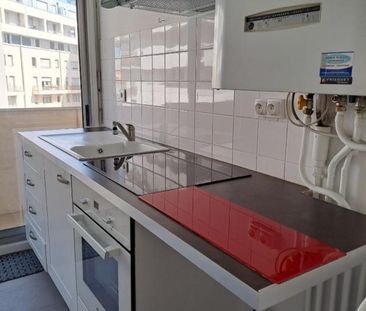 BEAU 2 PIECES COEUR DE VILLE - Photo 3