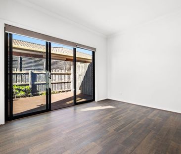 2 Bedroom Townhouse! - Photo 2