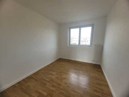 Location Appartement 3 pièces 50m² ROUEN 76100 - Photo 2