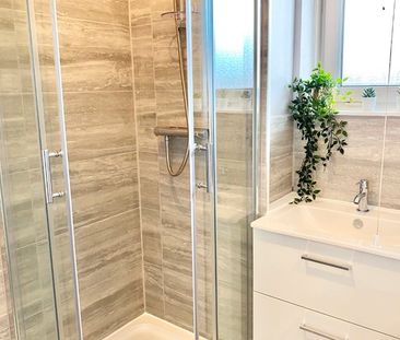 Room in a Shared Flat, Norman House, SW8 - Photo 6