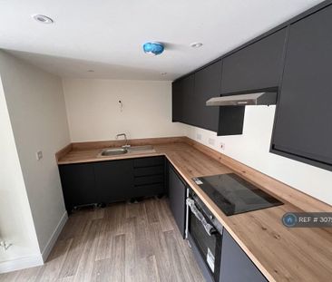 2 bedroom maisonette to rent - Photo 5
