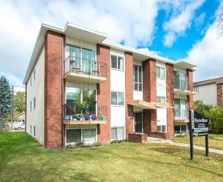 Wynton Manor - Photo 3