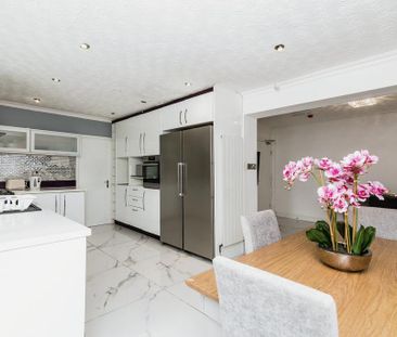 8 bedroom semi-detached house to rent - Photo 6