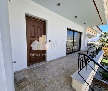 Maisonette for rent - Photo 6