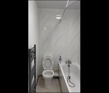 2 Bed Flat, Goodmayes, IG3 - Photo 1