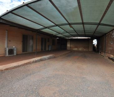 LARGE SHED AND AMPLE PARKING - 4x2 Close to CBD - Photo 3