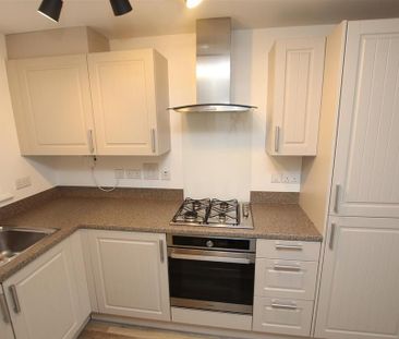 2 bedroom terraced house to rent - Photo 4