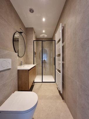 Appartement te huur - Photo 1