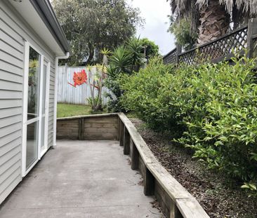Property Management12A Dudding Avenue, Northcote - House for Rent - Photo 1