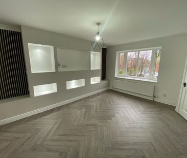 Woodside Mews, Leeds, Meanwood - Photo 4