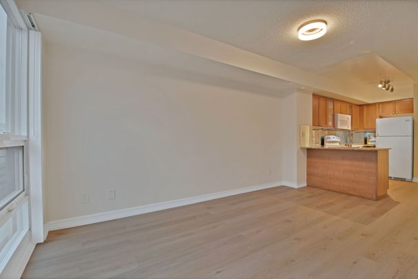 For Lease - 761 Bay Street Unit# 1810, Toronto, Ontario - Photo 1