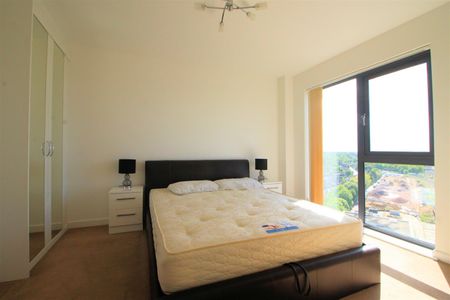 Guildford Road, Woking, Surrey, GU22 7RN - Photo 4