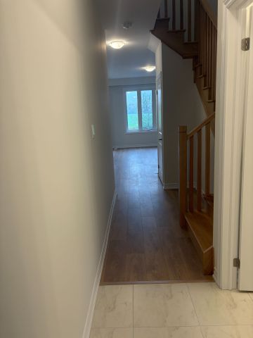 For Lease - 1058 Periwinkle Crescent, Woodstock, Ontario - Photo 5
