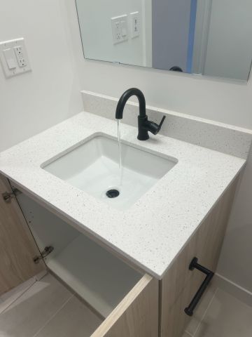 For Lease - 4878 Powers Common Unit# 119, Burlington, Ontario - Photo 4