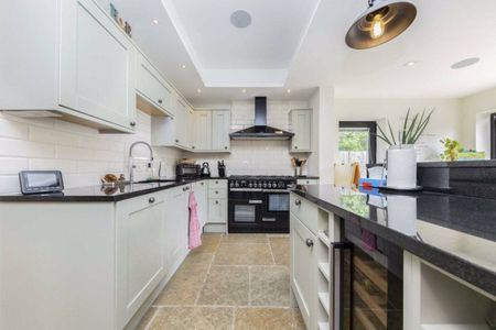 Leighton Gardens, Kensal Rise, NW10 - Photo 5