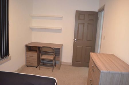 250 Dawlish Road - Photo 5