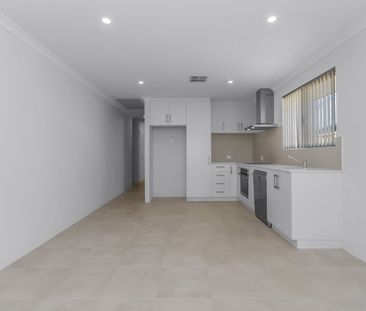 BRAND NEW COASTAL DUPLEX – WALK TO THE BEACH - Photo 5