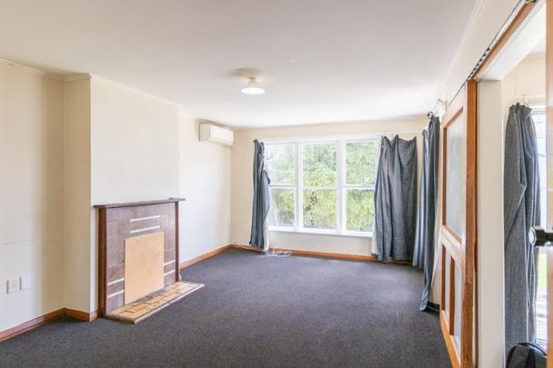 Looking for your next perfect easy care home? - Photo 1