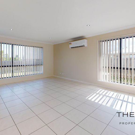 Low-Set Home! - Photo 1