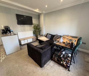 2 bedroom flat to rent - Photo 6