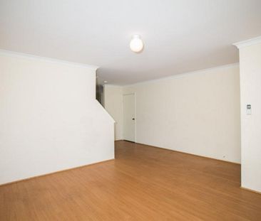 3x2 Street Facing Townhouse! - Photo 1