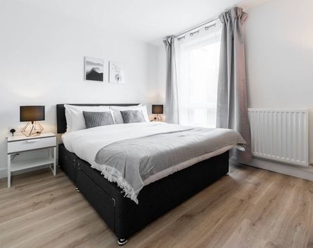 2 Bed Flat, Tarves Way, SE10 - Photo 4