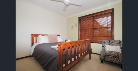 FOUR BEDROOM FULLY FURNISHED FAMILY HOME - Photo 5