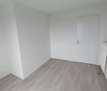 location Appartement T4 DE 78.41m² À LE BLANC MESNIL - Photo 4