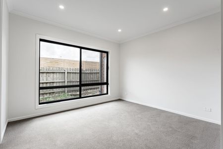 9B Malcolm Street, Oak Park VIC 3046 - Photo 5