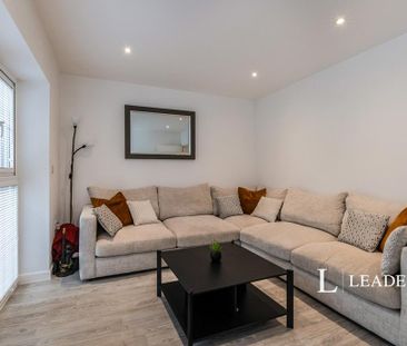 2 bedroom terraced house to rent - Photo 2