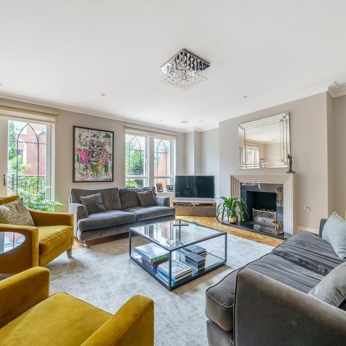 6 bedroom townhouse to rent - Photo 1