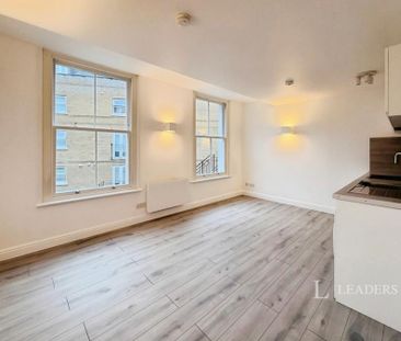 studio to rent Buckingham Place, Brighton, East Sussex, BN1 - Photo 1
