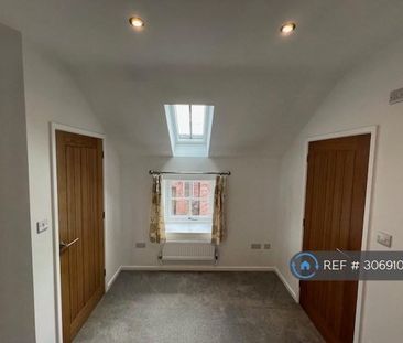 2 bedroom detached house to rent - Photo 1