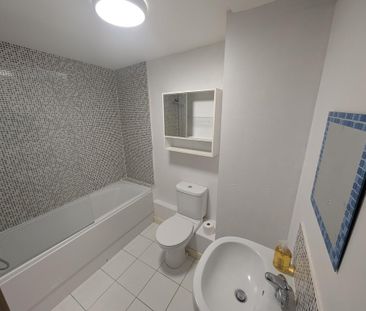 1 bedroom ground floor flat to rent - Photo 6