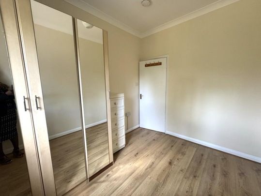 1 bedroom bedsit to rent - Photo 1