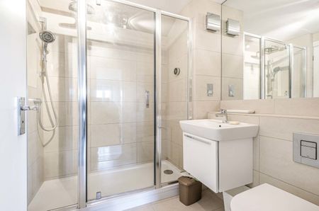 1 Bed Flat, Belvedere Heights, NW8 - Photo 2