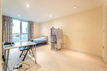 St George Wharf, Vauxhall, SW8 - Photo 5